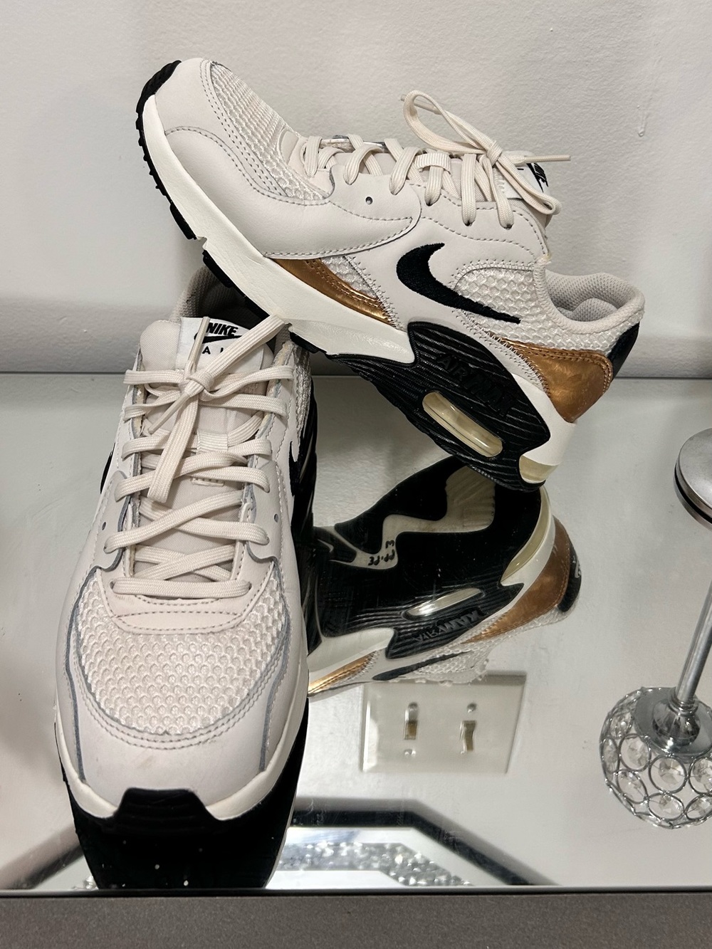 Nike Air Max Excee Phantom Metallic Gold Women’s 7.5 Sneakers